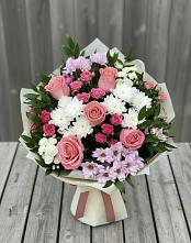 Букет цветов из:  Альстромерии, Гвоздики, Розы и Хризантемы в Савино