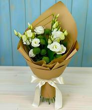 Букет цветов из:  Хризантемы и Лизиантусы в Савино