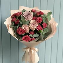Букет цветов из:  Гвоздики и Розы в Савино