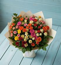 Букет Микс из разноцветных кустовых роз в Савино